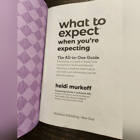 "What To Expect" Pregnancy and 1st Year Books NWOT - Picture 7 of 12